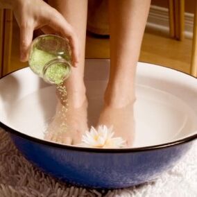 During the antifungal treatment, you should wash your feet often. 